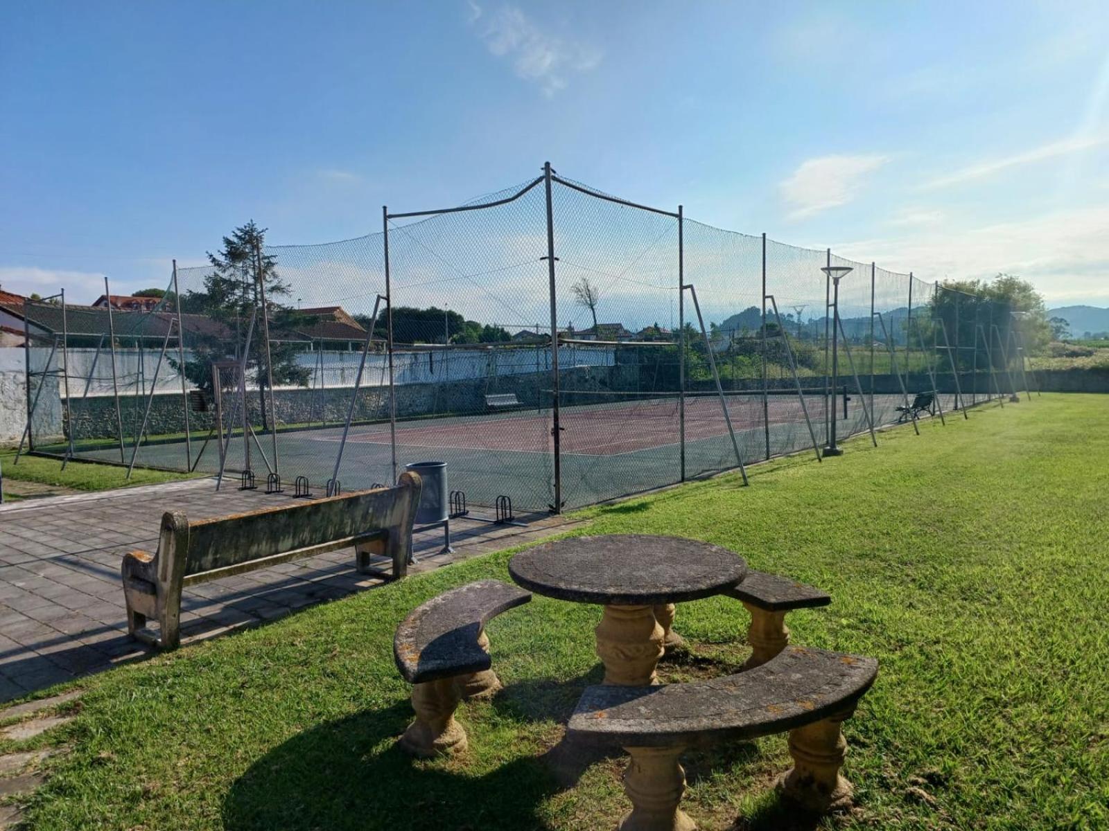 Casa Grande Con Jardin Villa Santa Cruz De Bezana Kültér fotó